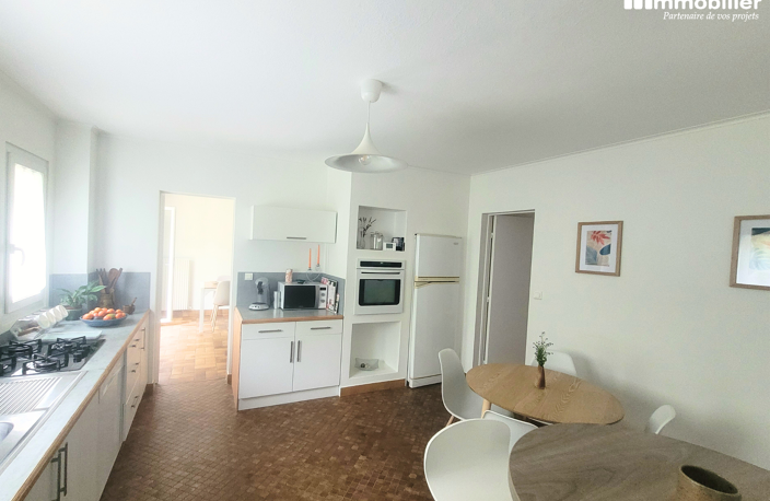 MAUREPAS MAISON FAMILIALE 7 pièces TYPE MARLY LE ROI AU COEUR — photo 4
