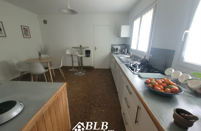 MAUREPAS MAISON FAMILIALE 7 pièces TYPE MARLY LE ROI AU COEUR — photo 5