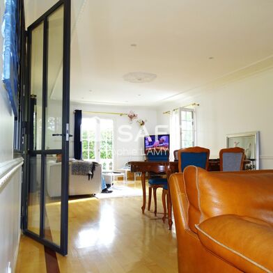 Maison 7 pièces 530000 €