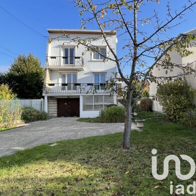 Maison 6 pièces 499000 €