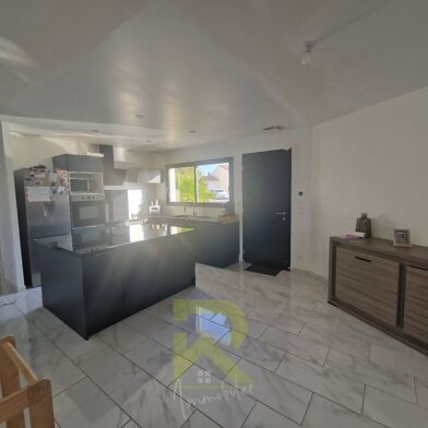 Maison 5 pièces 409000 €