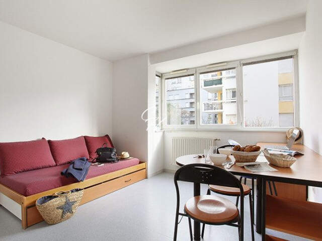 Studio meublé — photo du bien