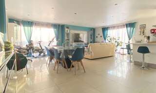 Maison 5 Pièces 101 m² à vendre à Saint-Quentin-de-Baron (33750)