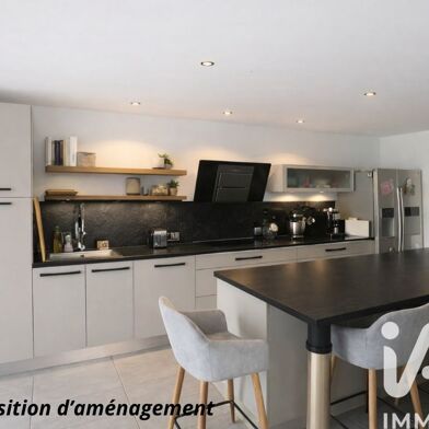 Maison 5 pièces 369600 €