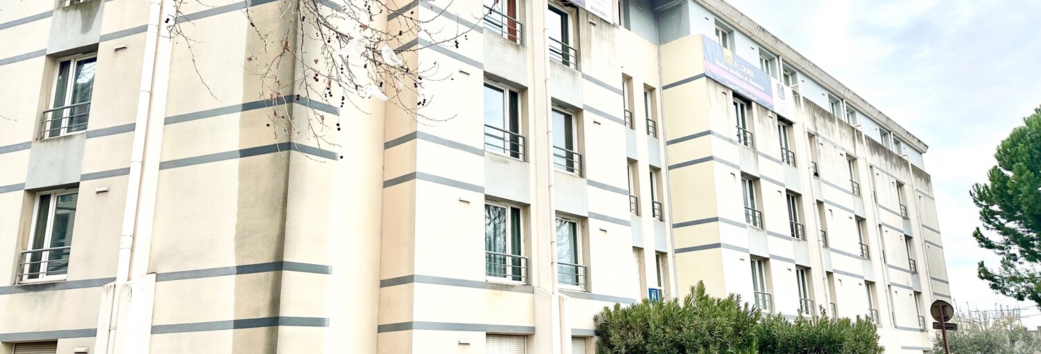 Immeuble  108 m² à vendre à Avignon (84000)