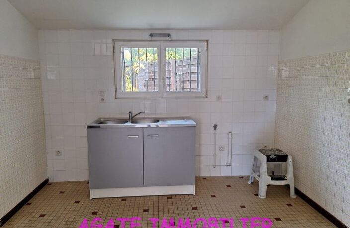 maison de bourg a vendre st symphorien — photo 2
