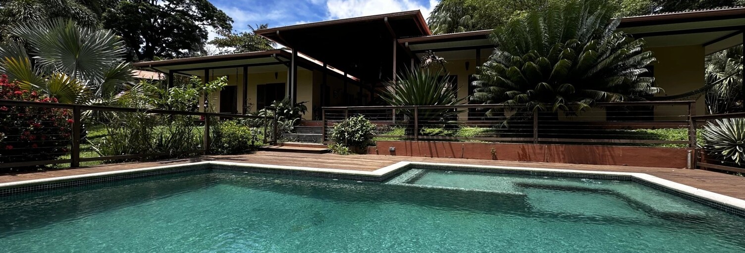 Maison 9 Pièces 216 m² à vendre à Rémire-Montjoly (97354)