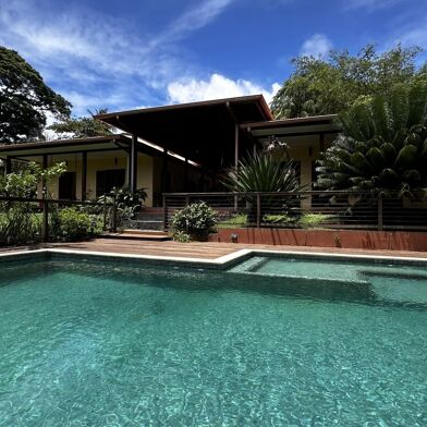 Maison 9 pièces 838000 €