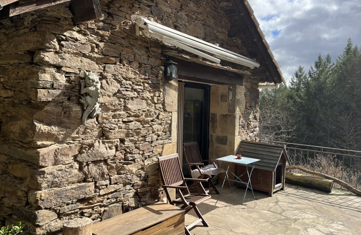 maison atypique en pleine nature — photo 2