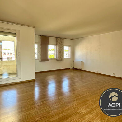 Appartement 4 pièces 275000 €