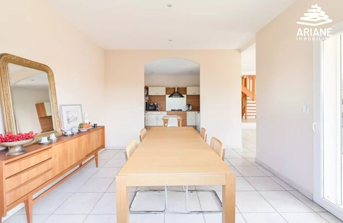 Maison 8 pièces et garage double sur 844m² de terrain — photo 3