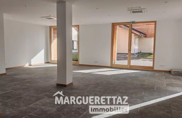 Local commercial — photo 4