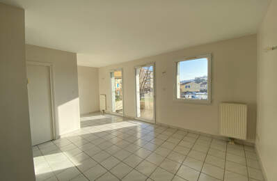 Appartement T1 Avenue de la Gare à Annonay — photo du bien