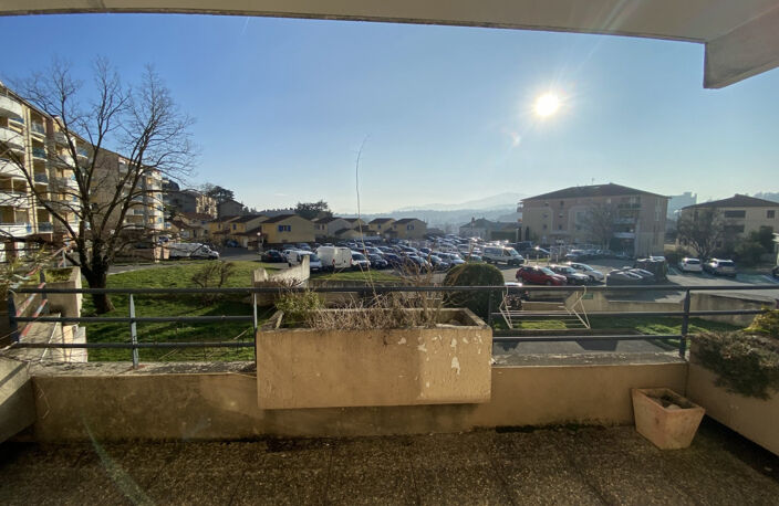 Appartement T1 Avenue de la Gare à Annonay — photo 2
