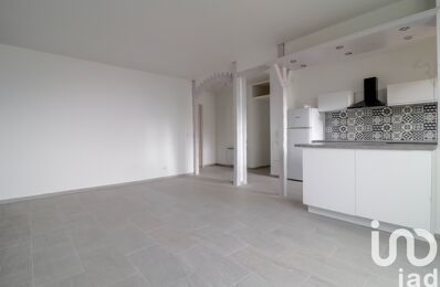 location appartement 1 100 € CC /mois à proximité de Courcouronnes (91080)