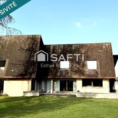 Maison 8 pièces 234 m²