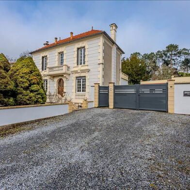 Maison 5 pièces 296800 €