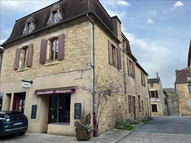 Immeuble à Villefranche-du-Périgord — photo du bien