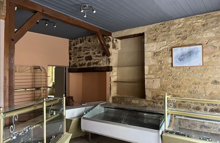 Vente immeuble   Villefranche-du-Périgord (24550) — photo 3