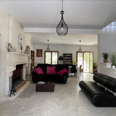 Maison 7 pièces 321775 €