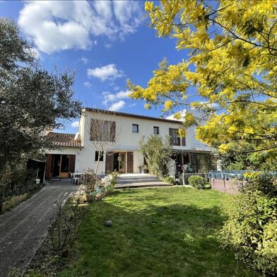 Maison 7 pièces 321775 €