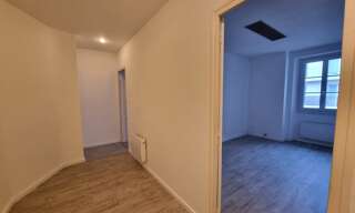 Commerce 2 Pièces 55 m² à louer à Toulon (83000)