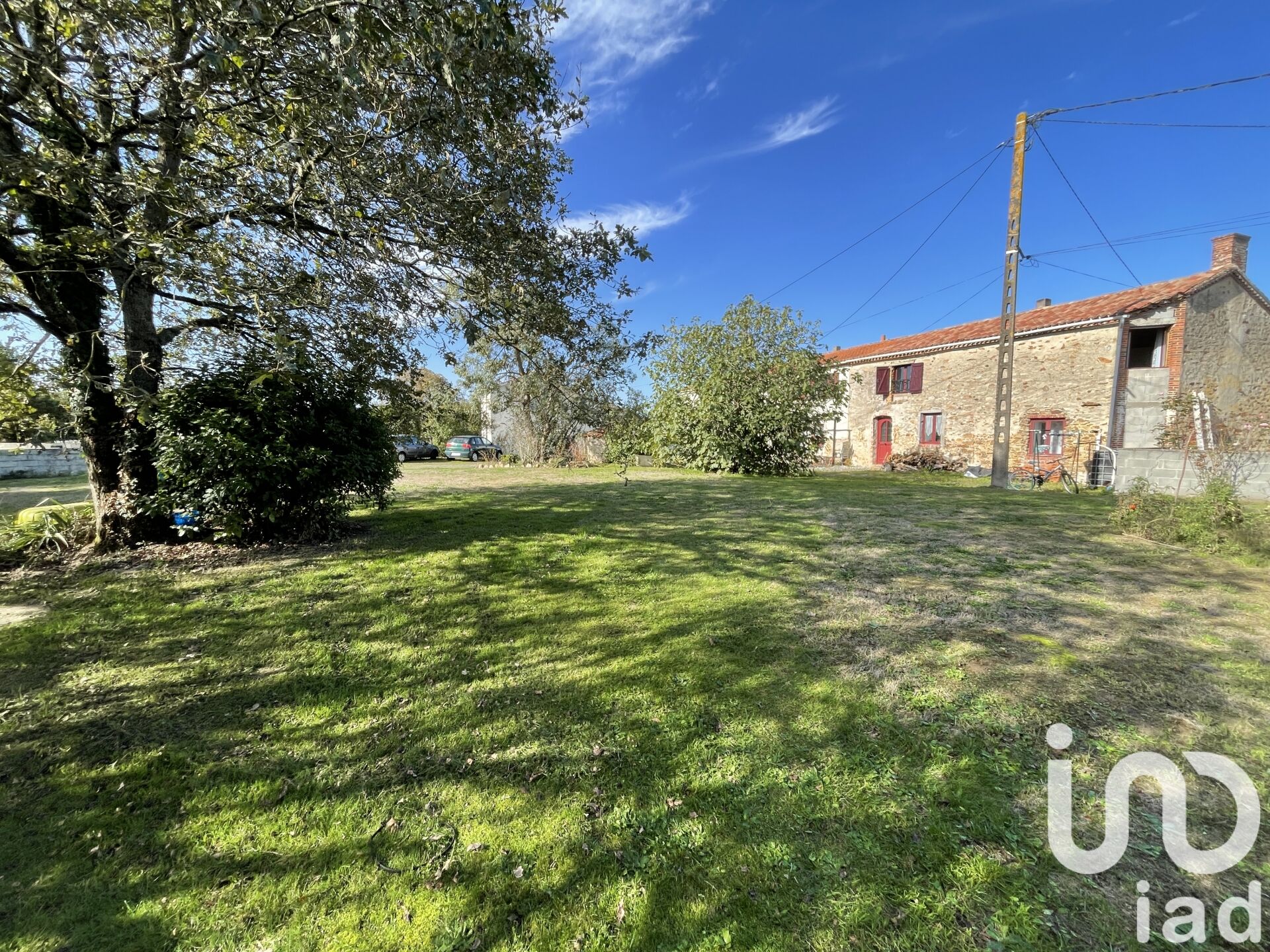 St-Hilaire-Le-Vouhis - 215m² - 9p. - 6ch.