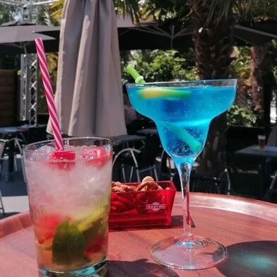 Commerce  270000 €