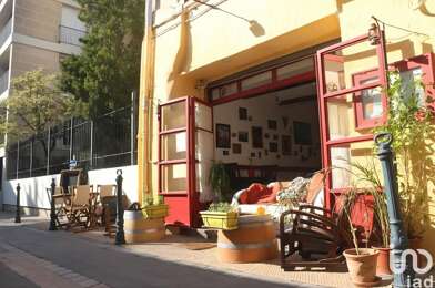 Commerce  174000 €