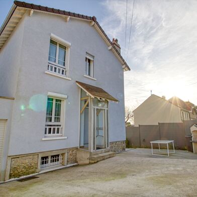 Maison 6 pièces 349000 €