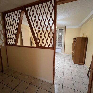 Appartement 3 pièces 148000 €