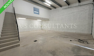 Local industriel  155 m² à louer à Vaulx-Milieu (38090)