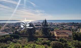 Terrain  1393 m² à vendre à Vallauris (06220)