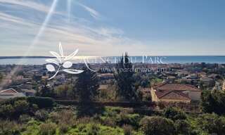 Terrain  1393 m² à vendre à Vallauris (06220)