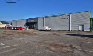 Local industriel 8 Pièces 2930 m² à vendre à Bletterans (39140)