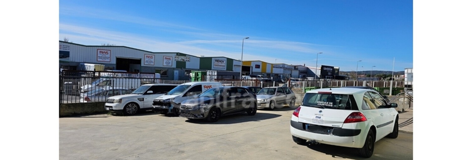 Local industriel 4 Pièces 537 m² à vendre à Gigean (34770)