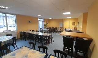 Commerce  337 m² à vendre à Le Horps (53640)