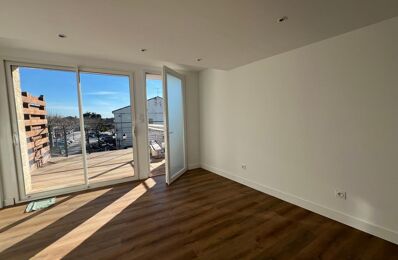 location appartement 890 € CC /mois à proximité de Nîmes (30900)