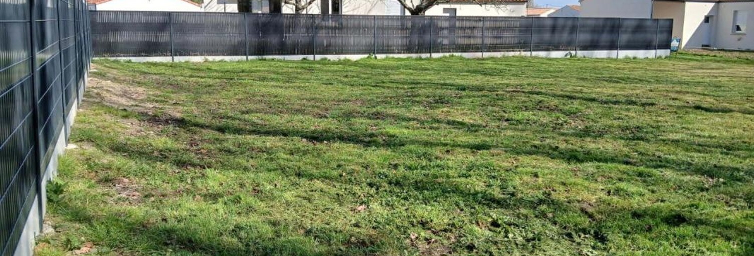 Terrain  745 m² à vendre à Commequiers (85220)