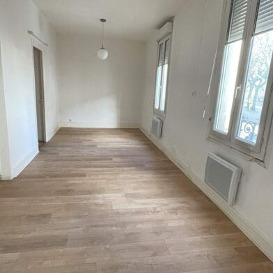 Bureau 1 pièces 405 €