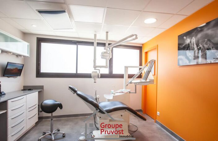 Vente commerce  107 m² Sathonay-Camp (69580) — photo 2