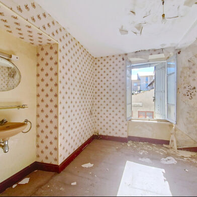 Maison 20 pièces 99000 €