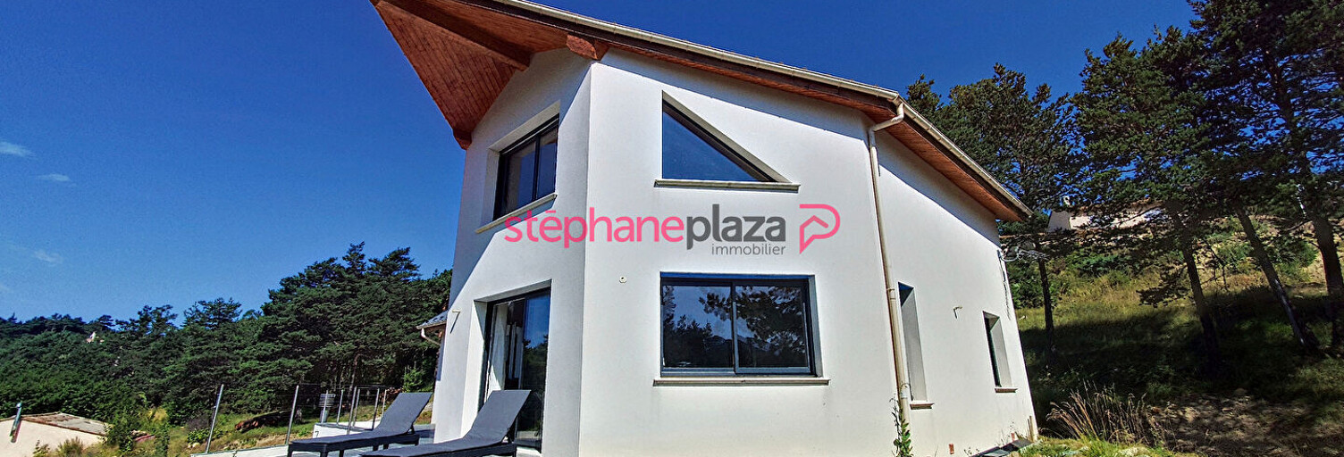 Maison 5 Pièces 137 m² à vendre à La Martre (83840)