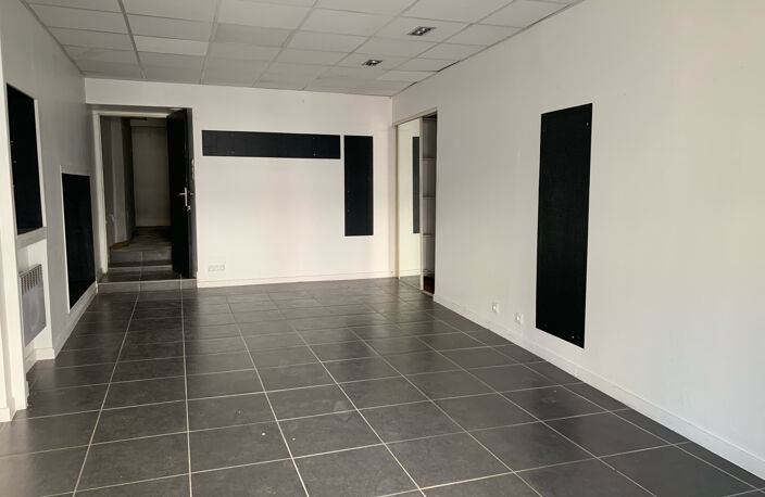 Investissement 2 immeubles hyper centre Tulle — photo 2