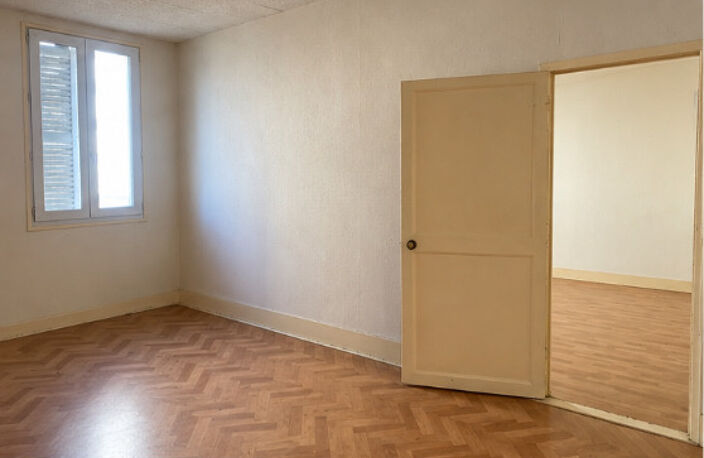 Investissement 2 immeubles hyper centre Tulle — photo 3