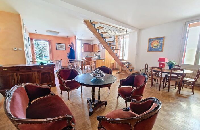 Grande maison familiale de 200 m² au cœur de Grenoble – 2 espaces de vie possibles — photo 2