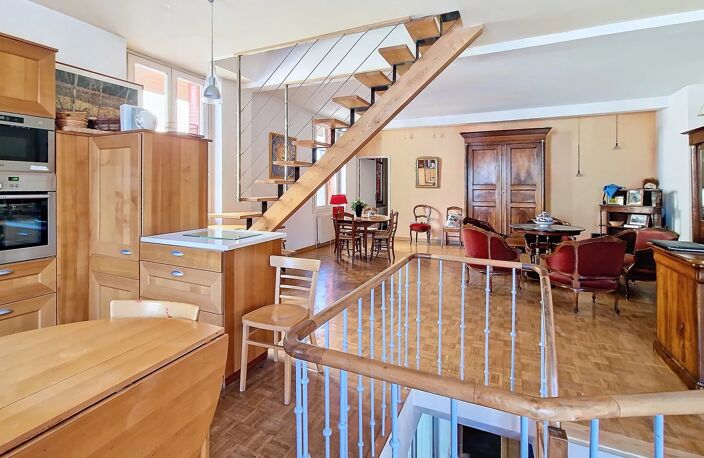 Grande maison familiale de 200 m² au cœur de Grenoble – 2 espaces de vie possibles — photo 4