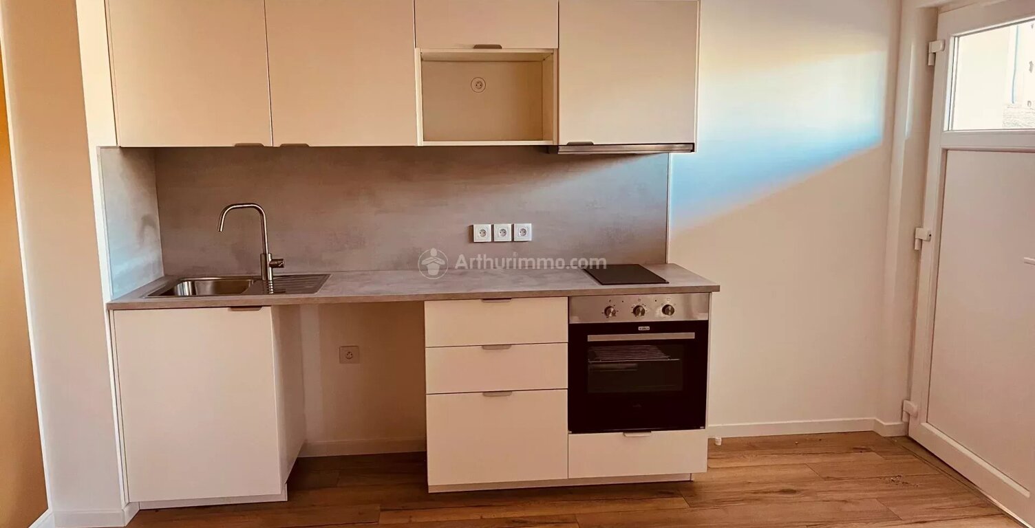 STUDIO Rez-de-chaussée — photo 1