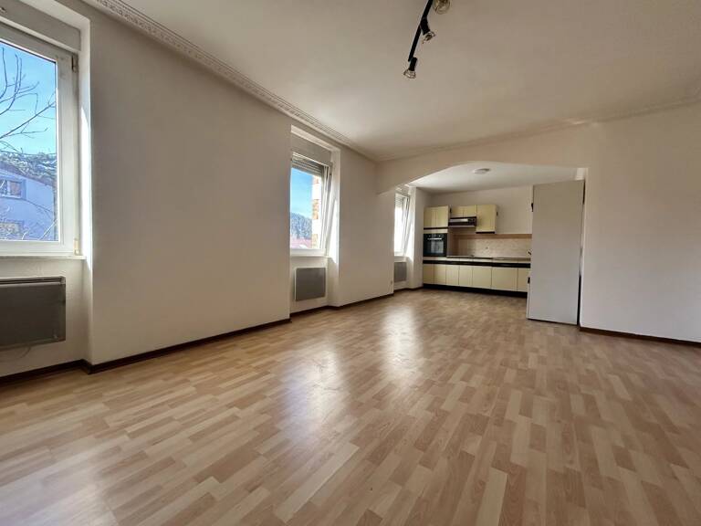 LOCATION SAINT-DIE des VOSGES Appartement 2 pièces de 52 m2 — photo 1