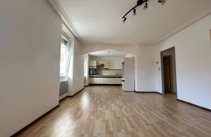 LOCATION SAINT-DIE des VOSGES Appartement 2 pièces de 52 m2 — photo 2